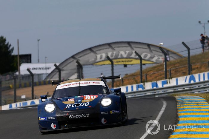 #80 Ebimotors Porsche 911 RSR: Fabio Babini, Christina Nielsen, Erik Maris