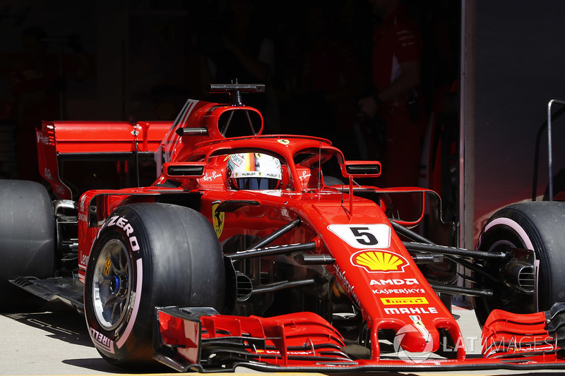 Sebastian Vettel, Ferrari SF71H, leaves the garage