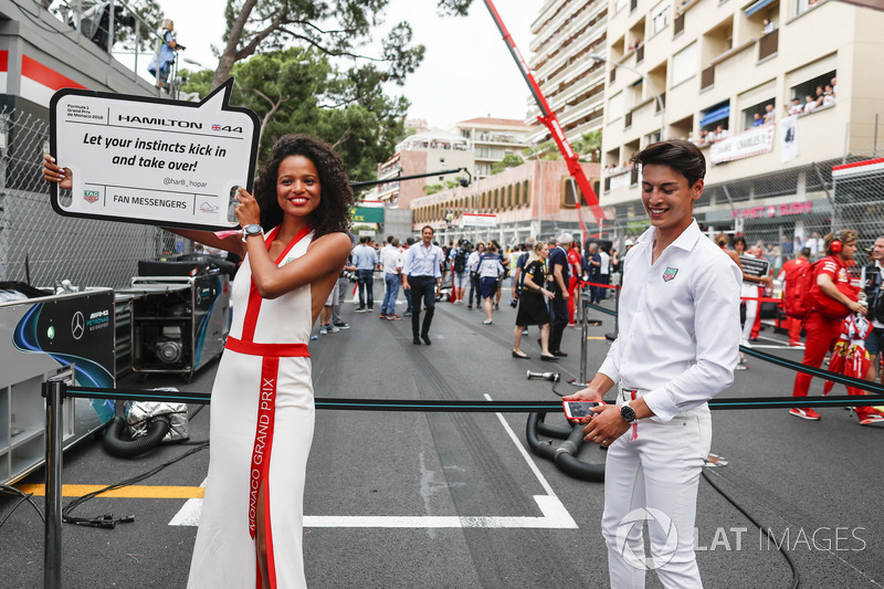 Grid Girls and Boys on the grid