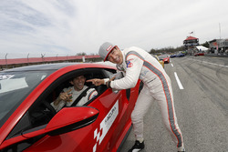 Ganador de la pole Helio Castroneves, Team Penske Acura