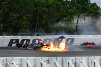 Crash: Robert Wickens, Schmidt Peterson Motorsports Honda