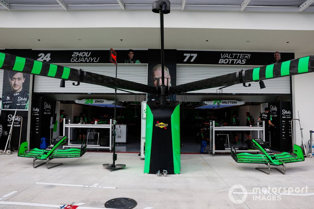 Stake F1 Team Patea el garaje de Sauber