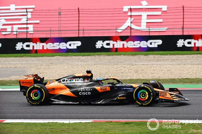 Oscar Piastri, McLaren MCL38