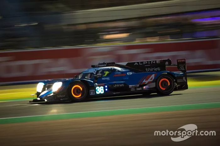 #36 Signatech Alpine Matmut Alpine A470: Nicolas Lapierre, Andre Negrao, Pierre Thiriet