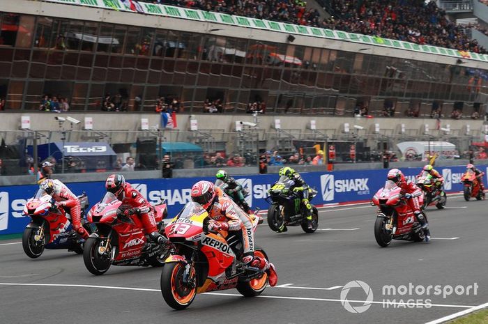 Marc Marquez, Repsol Honda Team leads at the start 