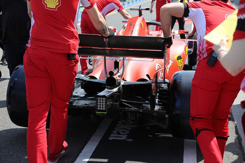 Ferrari SF90 arka detay