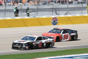 Kevin Harvick, Stewart-Haas Racing, Ford Mustang Jimmy John's Parker Kligerman, Gaunt Brothers Racing, Toyota Camry Gaunt Brothers Racing