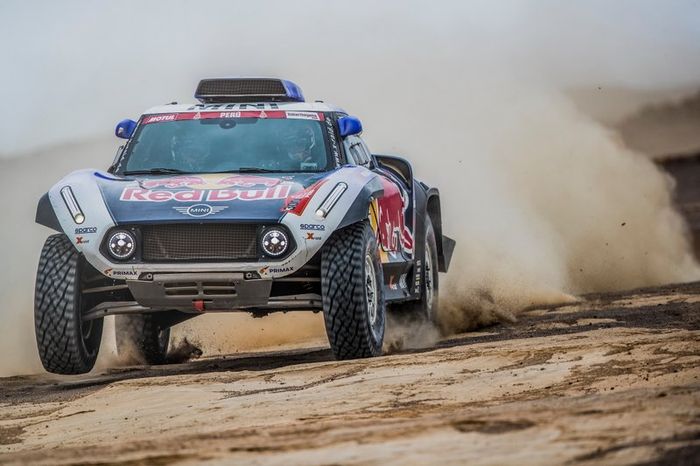 #300 X-Raid Mini JCW Team: Carlos Sainz, Lucas Cruz