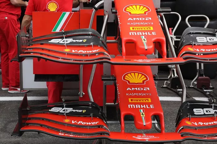 Detalle del alerón delantero del Ferrari SF90