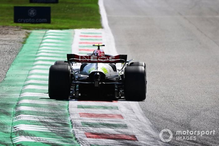 Lewis Hamilton, Mercedes W13