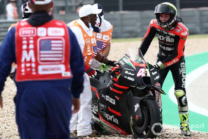 8. Aleix Espargaró, Aprilia Racing Team Gresini - 18 caídas