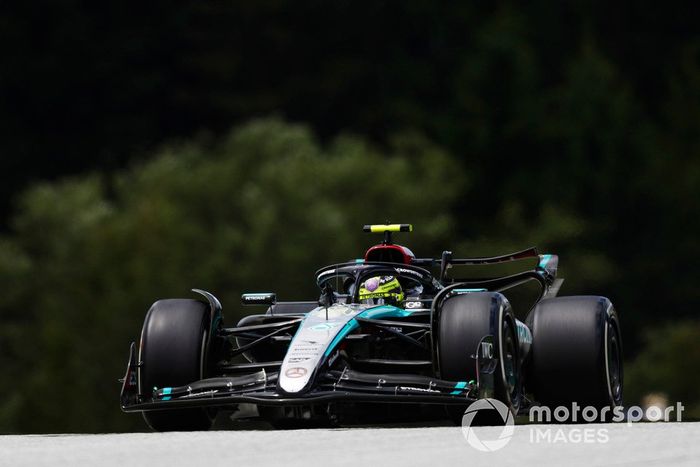 Lewis Hamilton, Mercedes F1 W15