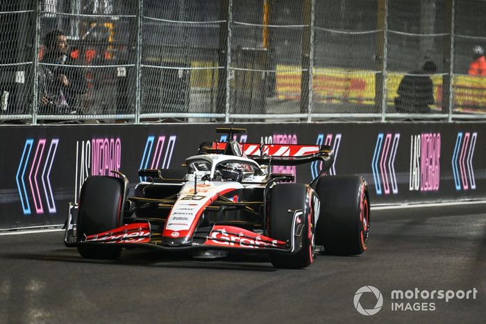 Kevin Magnussen, Haas VF-23