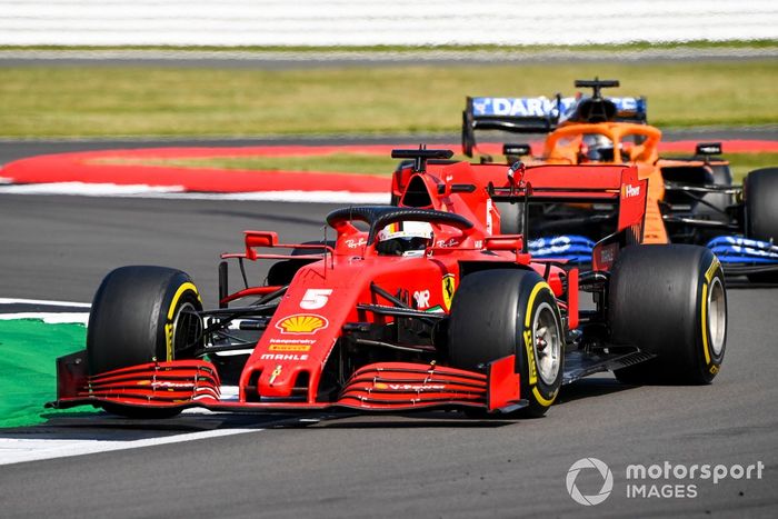 Sebastian Vettel, Ferrari SF1000, Carlos Sainz Jr., McLaren MCL35