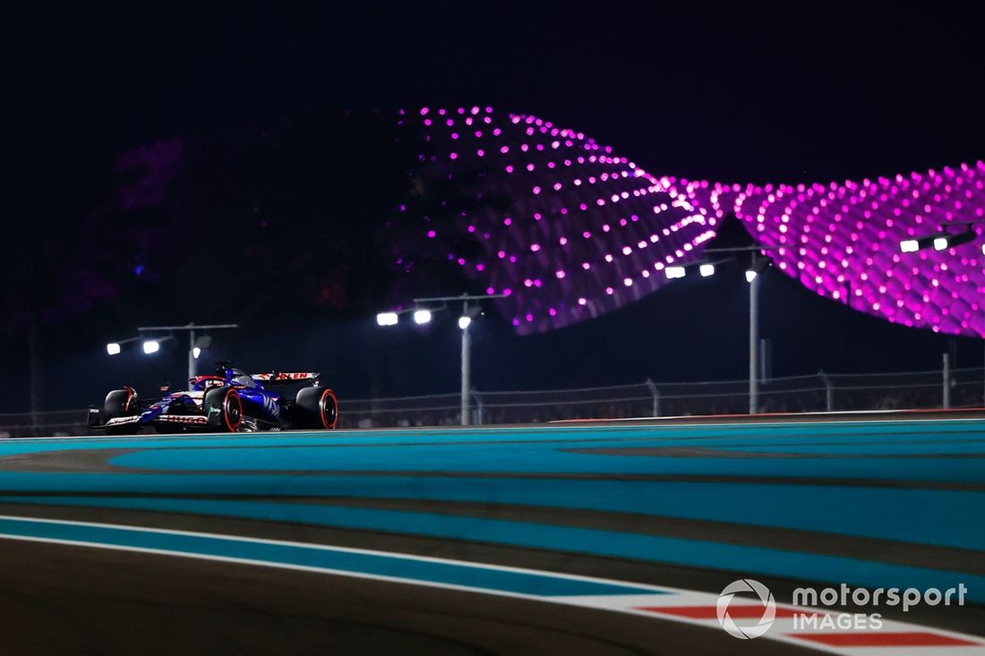 Liam Lawson, VCARB 01