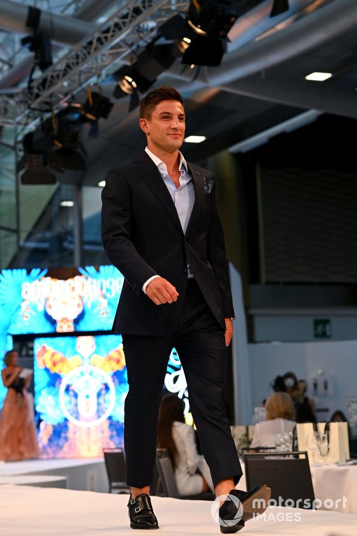 Mitch Evans, Jaguar Racing