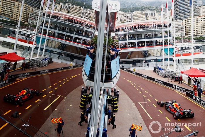 Max Verstappen, Red Bull Racing RB16B