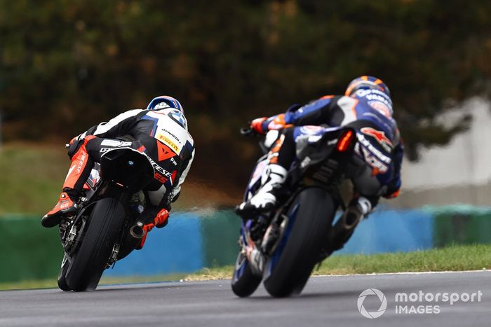 Tom Sykes, BMW Motorrad WorldSBK Team, Garrett Gerloff, GRT Yamaha