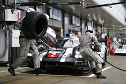 #2 Porsche Team Porsche 919 Hybrid: Romain Dumas, Neel Jani, Marc Lieb