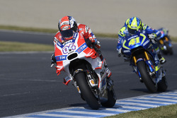 Andrea Dovizioso, Ducati Team, Aleix Espargaro, Team Suzuki Ecstar MotoGP