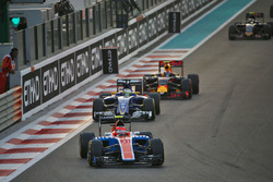 Эстебан Окон, Manor Racing MRT05