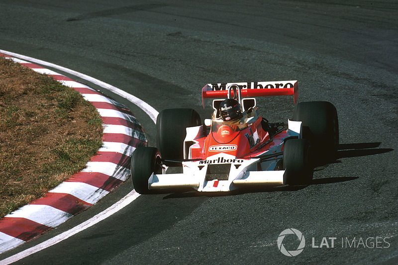 1977: James Hunt (McLaren M26 Ford)