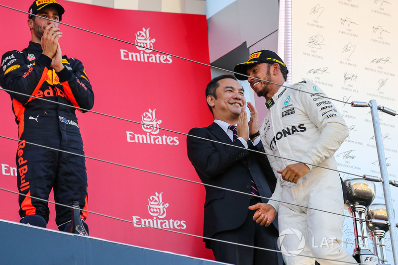 Race winner Lewis Hamilton, Mercedes AMG F1 celebrates on the podium