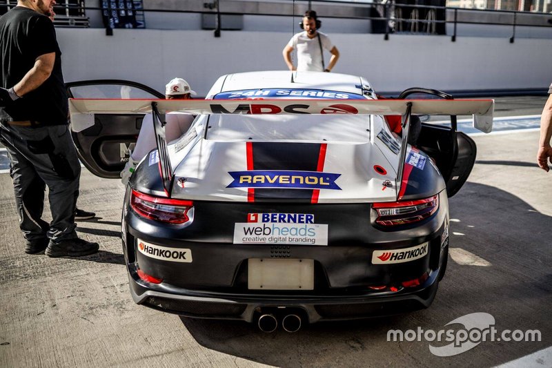 #980 MRS GT-Racing Germany Porsche 911 Cup : Alex Autumn,  Andreas Gülden, Wolfgang Triller, Shaun Thong, Franjo Kovac