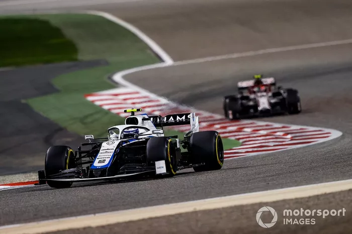 Nicholas Latifi, Williams FW43, Antonio Giovinazzi, Alfa Romeo Racing C39