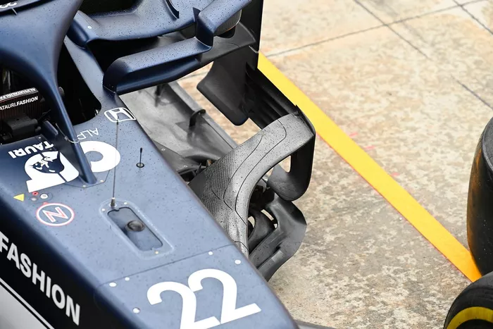 Detalle del bargeboard AlphaTauri AT02