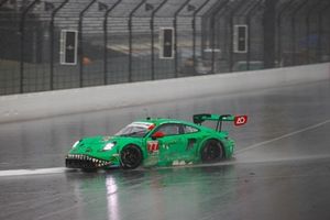 #77 AO Racing Porsche 911 GT3 R: Laurin Heinrich, Klaus Bachler