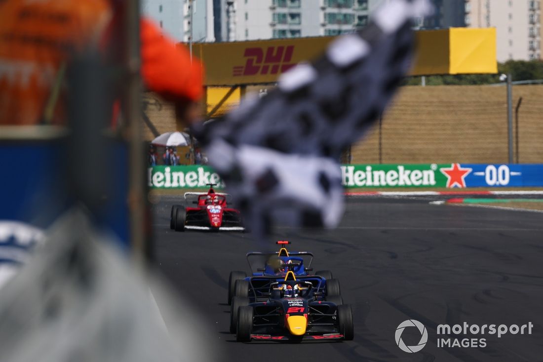 Zwyciężczyni wyścigu Alisha Palmowski, Campos Racing