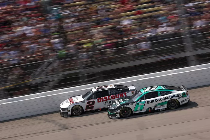 Austin Cindric, Team Penske Ford, Brad Keselowski, Roush Fenway Keselowski Racing Ford