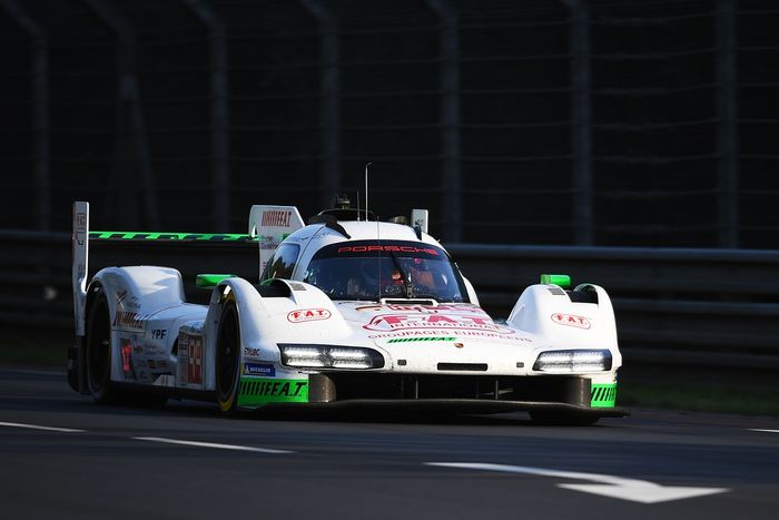 #99 Proton Competition Porsche 963: Neel Jani, Nicolas Pino, Nicolas Varrone