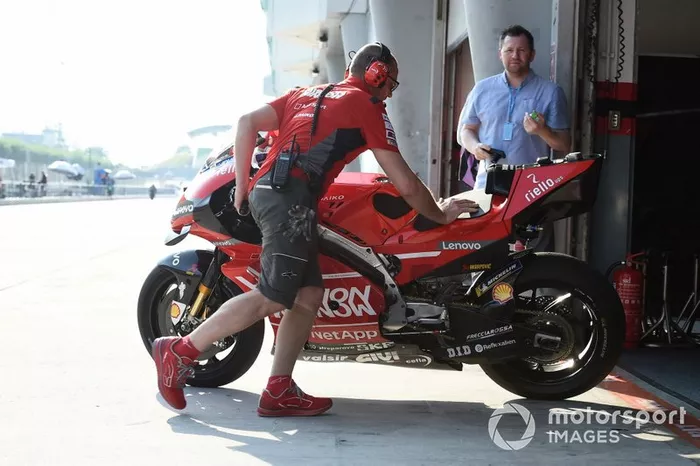 Detalle de la moto Ducati Team