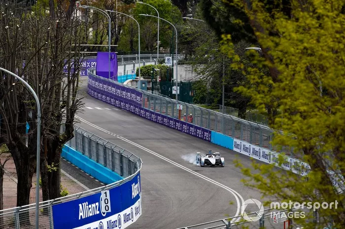 Edoardo Mortara Venturi Formula E, Venturi VFE05, locks up 
