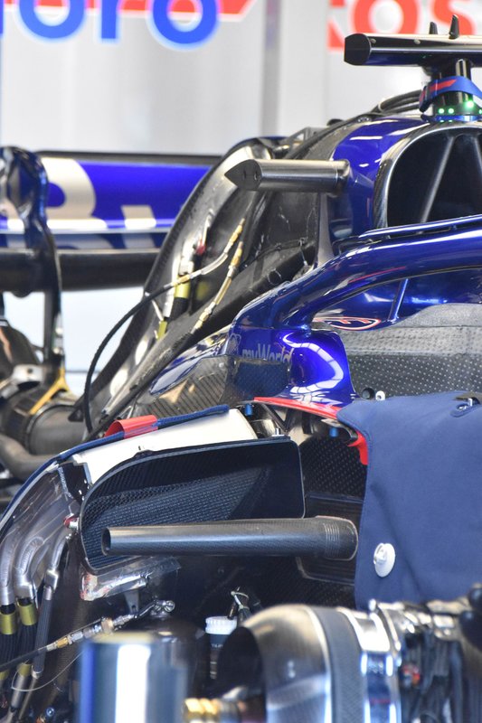 Scuderia Toro Rosso STR14 bodywork detail