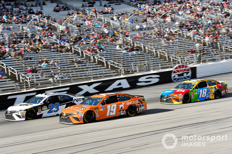 J.J. Yeley, BK Racing, Toyota Camry Maximum Elevation Off-Road, Daniel Suarez, Joe Gibbs Racing, Toyota Camry ARRIS and Kyle Busch, Joe Gibbs Racing, Toyota Camry M&M's