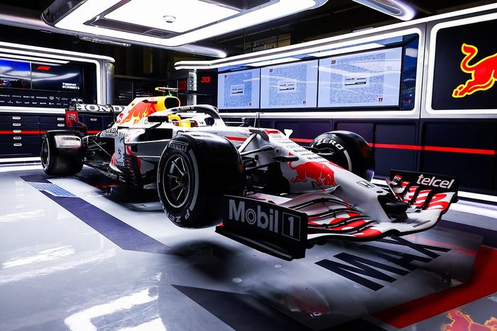 Red Bull Racing RB16B white livery