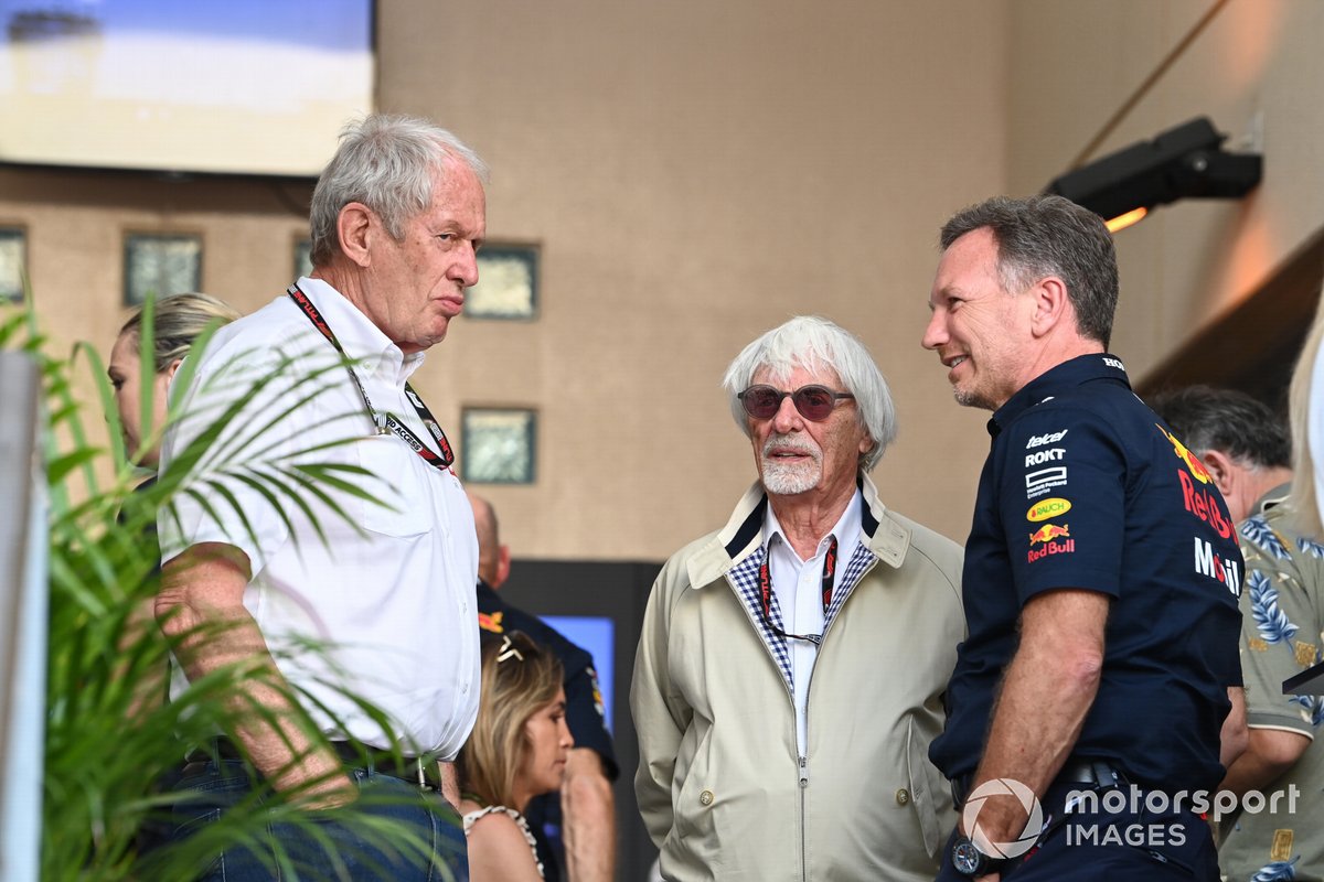 Helmut Marko, Consultant, Red Bull Racing, Bernie Ecclestone and Christian Horner, Team Principal, Red Bull Racing