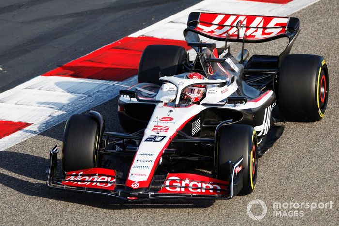 Kevin Magnussen, Haas VF-23
