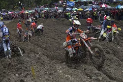 Problemas en la segunda manga de MX2