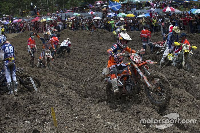 Problemas en la segunda manga de MX2