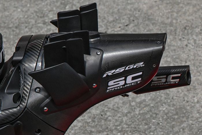 Детали гоночного велосипеда Aprilia