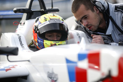 Ben Barnicoat, HitechGP Dallara F312 - Mercedes-Benz