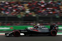 Jenson Button, McLaren MP4-31
