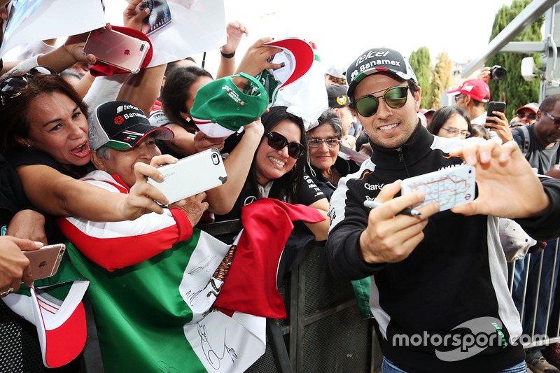 Sergio Pérez, Sahara Force India F1 con fans