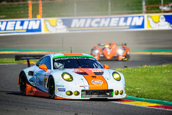 #86 Gulf Racing Porsche 911 RSR: Michael Wainwright, Adam Carroll, Ben Barker
