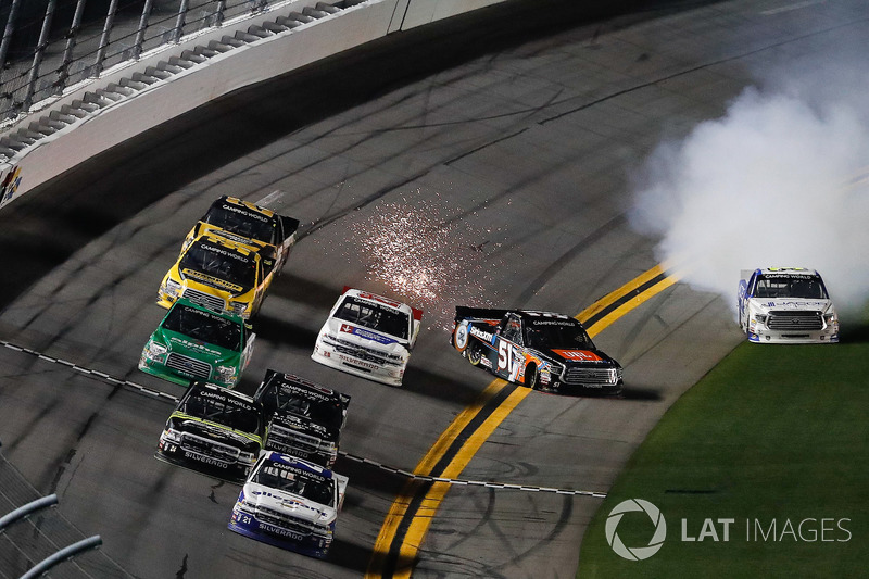 #7: Johnny Sauter vs. Justin Haley - 0,098 Sekunden