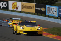 #4 Corvette Racing Chevrolet Corvette C7.R, GTLM: Oliver Gavin, Tommy Milner
